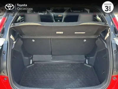 TOYOTA Yaris 116h Première 5p occasion 2021 - Photo 2