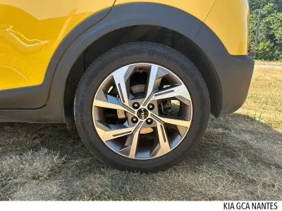 KIA Stonic 1.0 T-GDi 100ch GT Line occasion 2023 - Photo 4