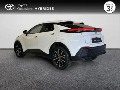TOYOTA C-HR 1.8 Hybride 140ch Design NG23 occasion 2024 - Photo 2
