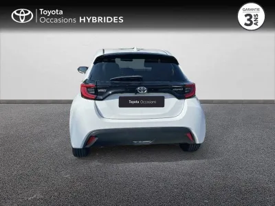 TOYOTA Yaris 116h Design 5p MY22 occasion 2023 - Photo 4