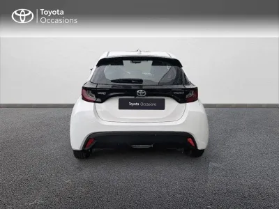 TOYOTA Yaris 116h Dynamic 5p MY21 occasion 2023 - Photo 4