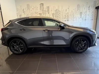 LEXUS NX 350h 200ch Luxe Plus 2WD MY26 occasion 2026 - Photo 4