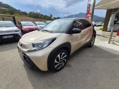 TOYOTA Aygo X 1.0 VVT-i 72ch Design occasion 2023 - Photo 3