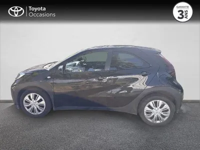 TOYOTA Aygo X 1.0 VVT-i 72ch Dynamic occasion 2023 - Photo 3