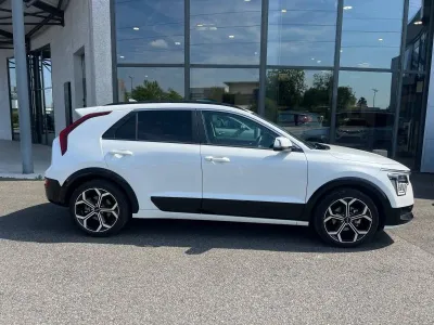 KIA Niro 1.6 GDi 129ch HEV Premium DCT6 occasion 2024 - Photo 2