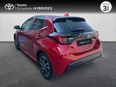 TOYOTA Yaris 116h Design Pack Confort 5p MY22 occasion 2024 - Photo 2