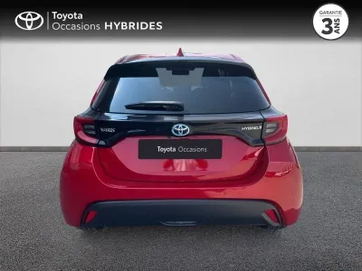 TOYOTA Yaris 116h Design Pack Confort 5p MY22 occasion 2024 - Photo 4