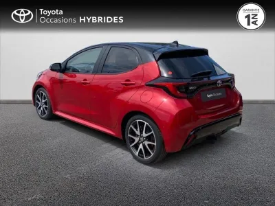 TOYOTA Yaris 116h Collection 5p MY22 occasion 2022 - Photo 2