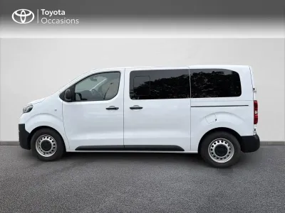 TOYOTA PROACE Combi Medium 2.0 140 D-4D Dynamic Confort Clim. Arrière MC23 occasion 2024 - Photo 3