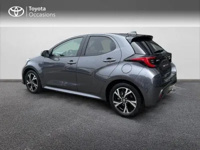 TOYOTA Yaris 116h Design 5p MC24 occasion 2025 - Photo 2