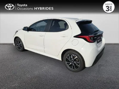 TOYOTA Yaris 116h Design 5p MY22 occasion 2023 - Photo 2