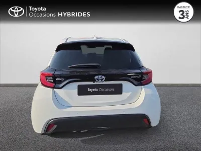 TOYOTA Yaris 116h Design 5p MY22 occasion 2023 - Photo 4