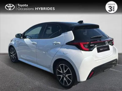 TOYOTA Yaris 116h Collection 5p MY22 occasion 2021 - Photo 2