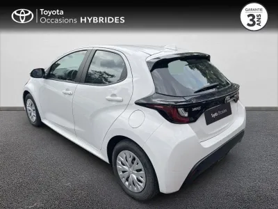 TOYOTA Yaris 116h Dynamic 5p MY22 occasion 2023 - Photo 2