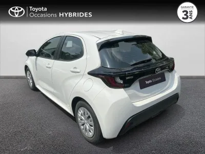 TOYOTA Yaris 116h Dynamic 5p MY22 occasion 2023 - Photo 2
