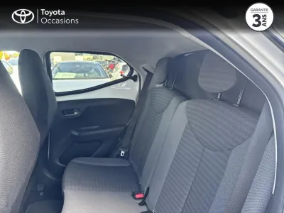 TOYOTA Aygo 1.0 VVT-i 72ch x-play 5P MY19 occasion 2020 - Photo 4