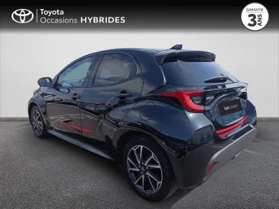 TOYOTA Yaris 116h Design 5p MY21 occasion 2022 - Photo 2