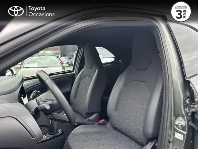 TOYOTA Aygo X 1.0 VVT-i 72ch Collection occasion 2022 - Photo 3