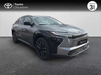 TOYOTA bZ4X 224ch 11kW Grande Autonomie Design occasion 2025 - Photo 3