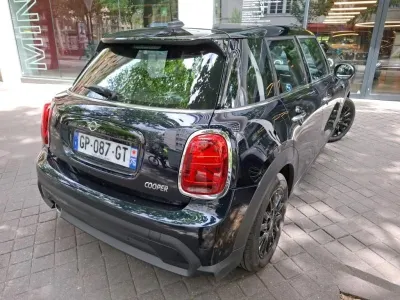 MINI Mini 5 Portes Cooper 136ch Edition Premium Plus BVA7 occasion 2023 - Photo 3