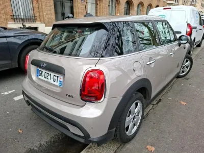 MINI Mini 5 Portes One 102ch Essential BVA7 occasion 2022 - Photo 3