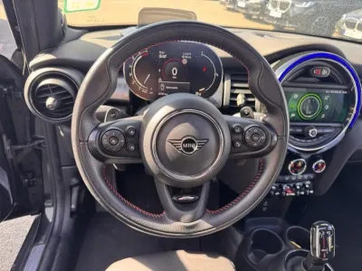 MINI Mini 5 Portes Cooper S 178ch  Edition Greenwich BVA7 occasion 2021 - Photo 4
