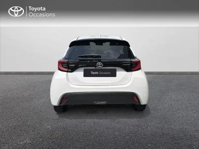 TOYOTA Yaris 116h Design Pack Nav 5p occasion 2020 - Photo 4