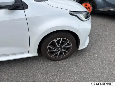 TOYOTA Yaris 116h Design 5p MY22 occasion 2022 - Photo 4