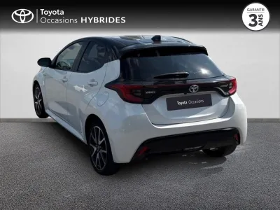 TOYOTA Yaris 116h Collection 5p MY21 occasion 2021 - Photo 2