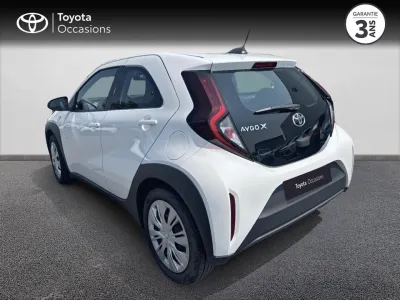 TOYOTA Aygo X 1.0 VVT-i 72ch Dynamic occasion 2022 - Photo 2