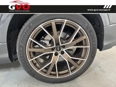 AUDI Q8 55 TFSI e 381ch S line quattro tiptronic 8 occasion 2021 - Photo 4