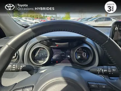 TOYOTA Yaris Cross 116h Dynamic Business + Programme Beyond Zero Academy MY22 occasion 2023 - Photo 3
