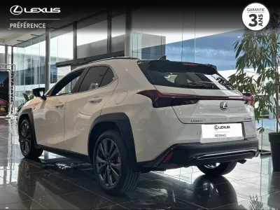 LEXUS UX 300h F SPORT Design MY26 occasion 2026 - Photo 3