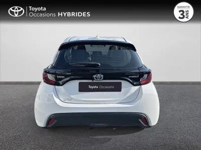 TOYOTA Yaris 116h France Business 5p + Programme "Beyond Zero Academy" occasion 2021 - Photo 4
