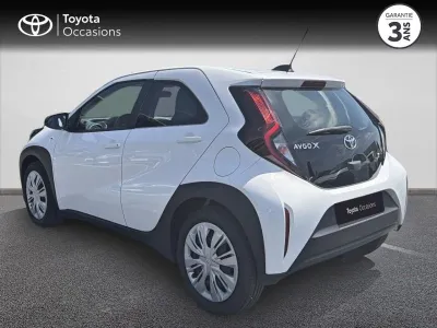 TOYOTA Aygo X 1.0 VVT-i 72ch Dynamic occasion 2023 - Photo 2