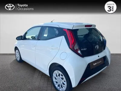 TOYOTA Aygo 1.0 VVT-i 72ch x-play 5p MY20 occasion 2020 - Photo 2