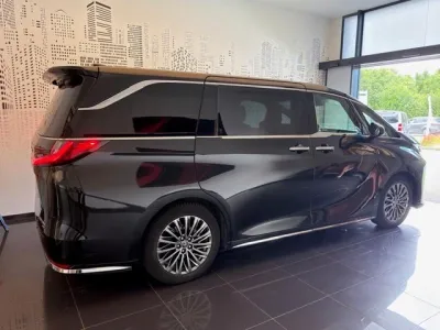 LEXUS LM 350h 250ch Executive 4WD 7 places occasion 2023 - Photo 3
