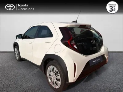 TOYOTA Aygo X 1.0 VVT-i 72ch Dynamic occasion 2023 - Photo 2