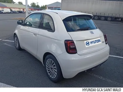FIAT 500 e 95ch Pack Confort MY23 occasion 2023 - Photo 2