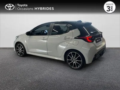 TOYOTA Yaris 116h GR Sport 5p MY22 occasion 2023 - Photo 2
