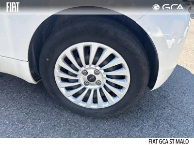 FIAT 500C e 95ch Pack Confort MY23 occasion 2023 - Photo 4