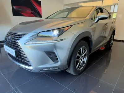LEXUS NX 300h 4WD Luxe  MY20 occasion 2018 - Photo 1