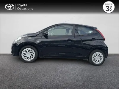 TOYOTA Aygo 1.0 VVT-i 72ch x-play x-app 5p MC18 occasion 2019 - Photo 3