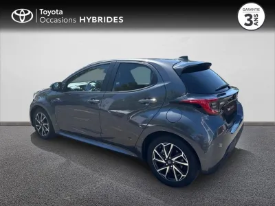 TOYOTA Yaris 116h Design 5p MY22 occasion 2023 - Photo 2