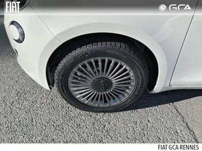 FIAT 500 e 95ch Action occasion 2023 - Photo 4