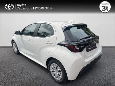 TOYOTA Yaris 116h Dynamic 5p MY22 occasion 2023 - Photo 2