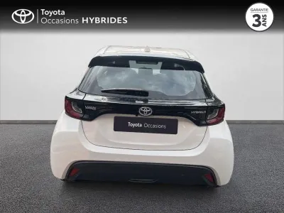 TOYOTA Yaris 116h Dynamic 5p MY22 occasion 2023 - Photo 4