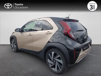 TOYOTA Aygo X 1.0 VVT-i 72ch Collection occasion 2023 - Photo 2