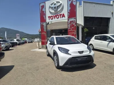 TOYOTA Aygo X 1.0 VVT-i 72ch Dynamic MY23 occasion 2024 - Photo 1