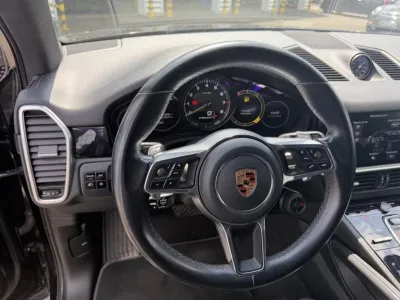 PORSCHE Cayenne 3.0 V6 462ch E-Hybrid occasion 2019 - Photo 4